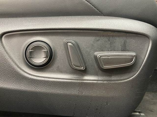 TOYOTA RAV4 4WD 2023