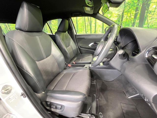 TOYOTA YARIS CROSS HYBRID 2023