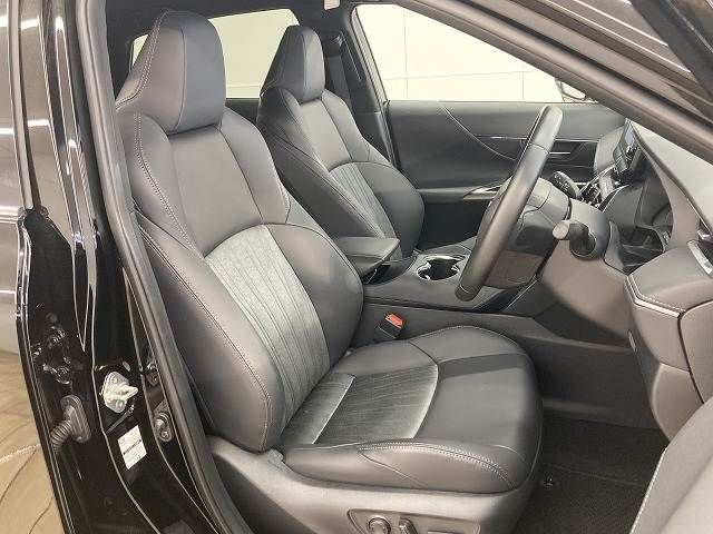 TOYOTA HARRIER 2WD 2024