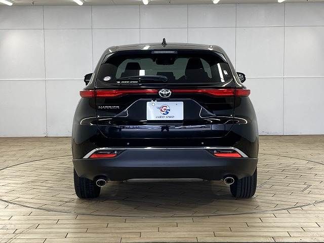 TOYOTA HARRIER 2WD 2024