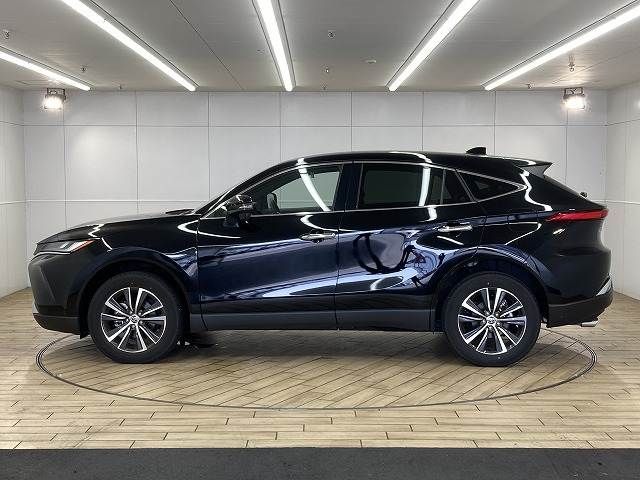 TOYOTA HARRIER 2WD 2024