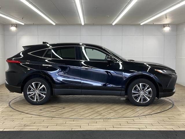 TOYOTA HARRIER 2WD 2024