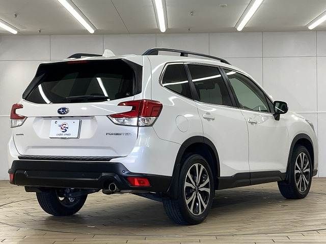 SUBARU FORESTER 2019