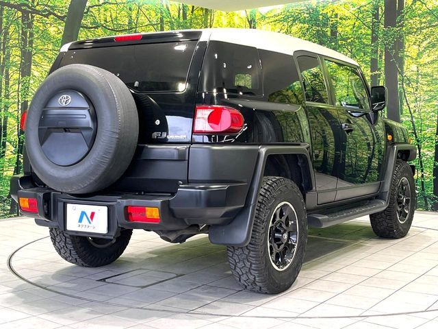 TOYOTA FJ CRUISER 4WD 2014