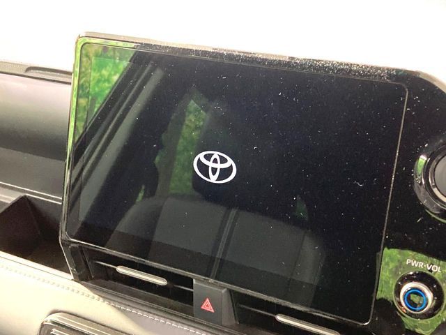 TOYOTA NOAH HYBRID 2024