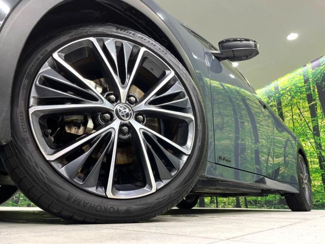 TOYOTA PRIUS 4WD 2023