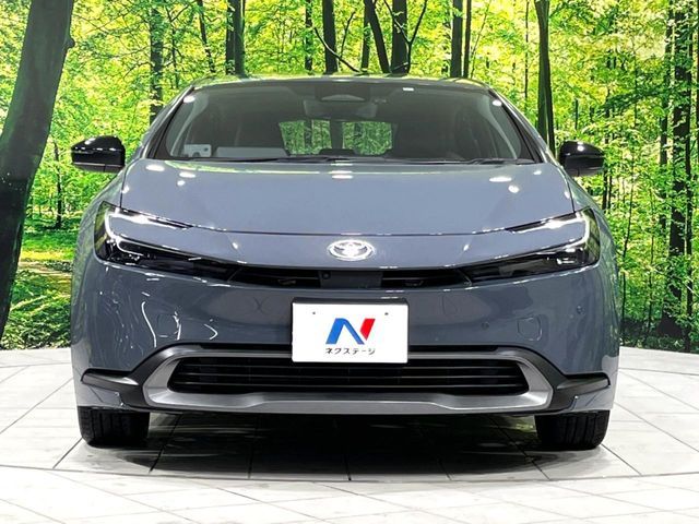 TOYOTA PRIUS 4WD 2023