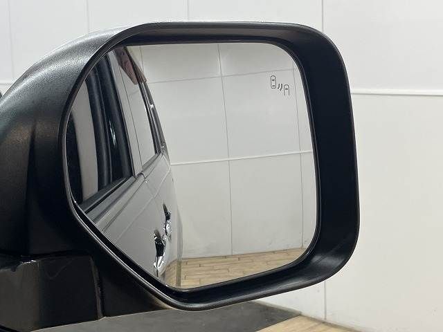 MITSUBISHI DELICA D:5 4WD 2019