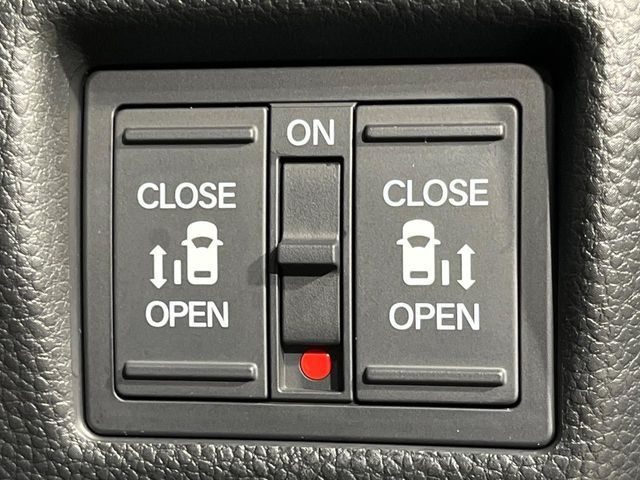 HONDA N BOX CUSTOM 4WD 2018