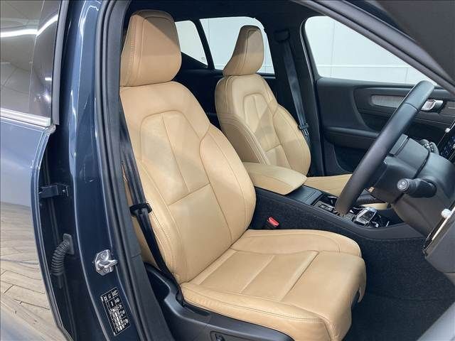 VOLVO VOLVO XC40 2021