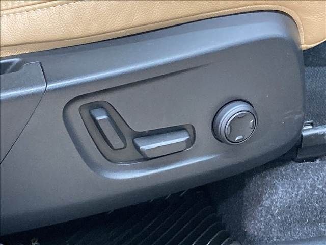 VOLVO VOLVO XC40 2021