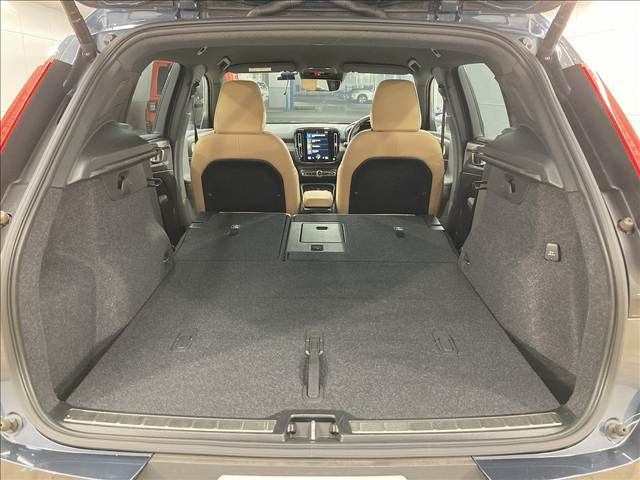 VOLVO VOLVO XC40 2021