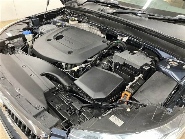 VOLVO VOLVO XC40 2021