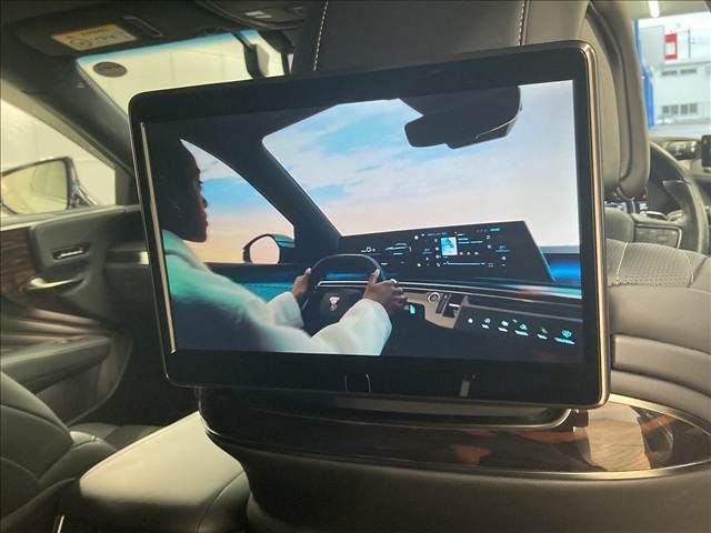 TOYOTA LEXUS LS500h 4WD 2018