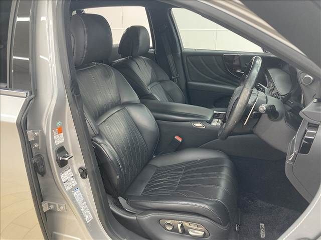 TOYOTA LEXUS LS500h 4WD 2018