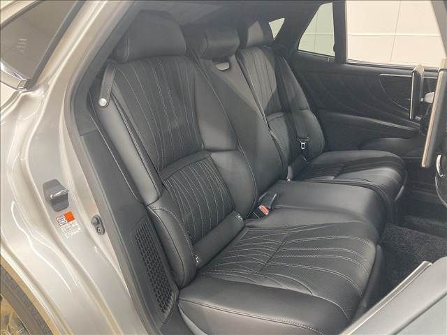 TOYOTA LEXUS LS500h 4WD 2018