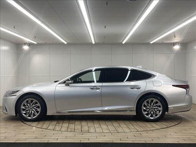 TOYOTA LEXUS LS500h 4WD 2018