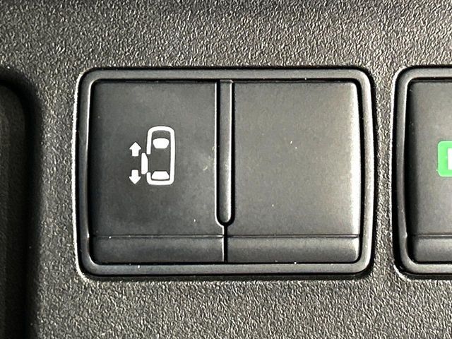 NISSAN SERENA  S-HYBRID 2014