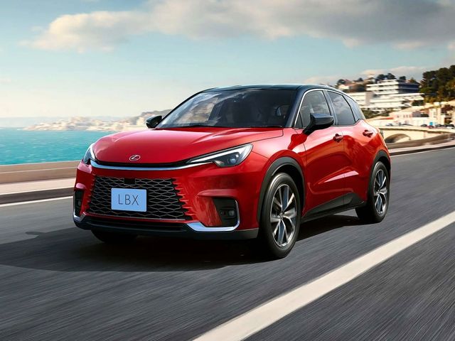 TOYOTA LEXUS LBX 2025