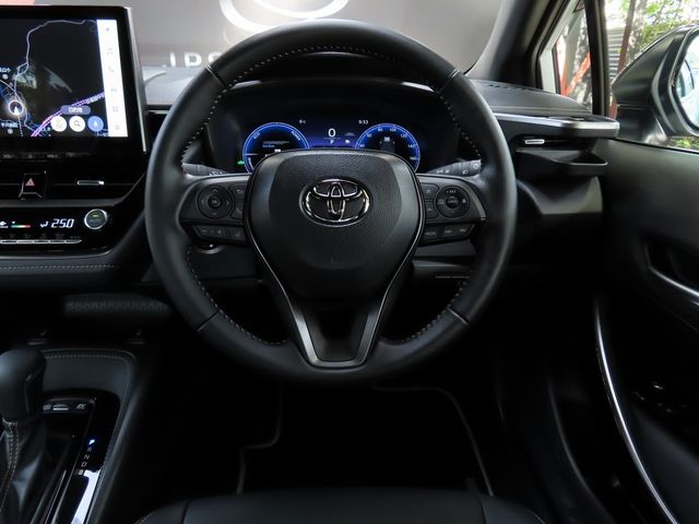 TOYOTA COROLLA sedan HYBRID 2025