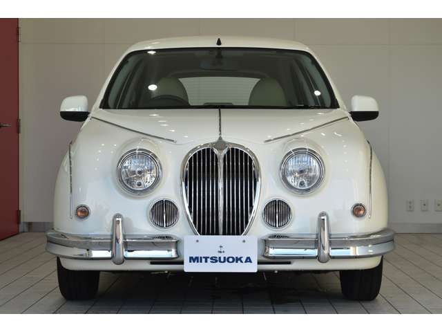 MITSUOKA VIEWT 2020