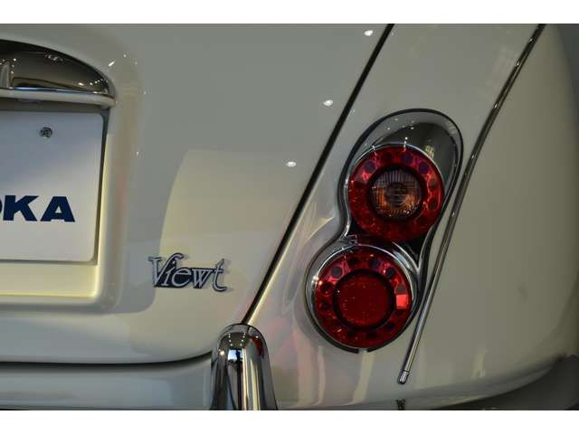 MITSUOKA VIEWT 2020