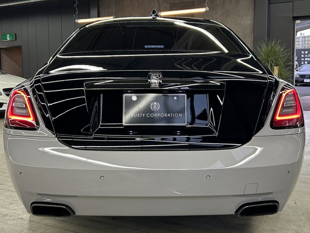 ROLLS-ROYCE ROLLS-ROYCE 2023