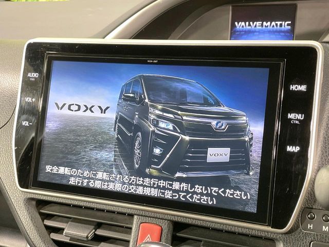 TOYOTA VOXY 2019