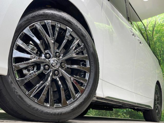 TOYOTA VELLFIRE  HYBRID 2023