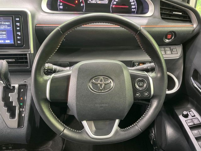 TOYOTA SIENTA 2019