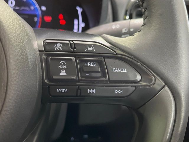 TOYOTA YARIS CROSS 2025