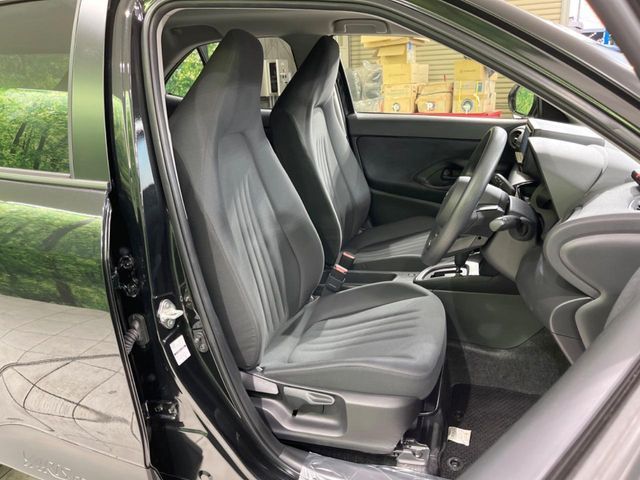 TOYOTA YARIS CROSS 2025