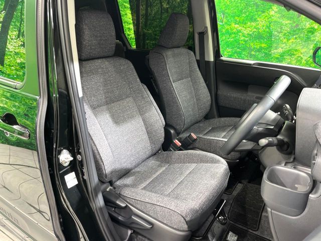 TOYOTA SIENTA HYBRID 2023