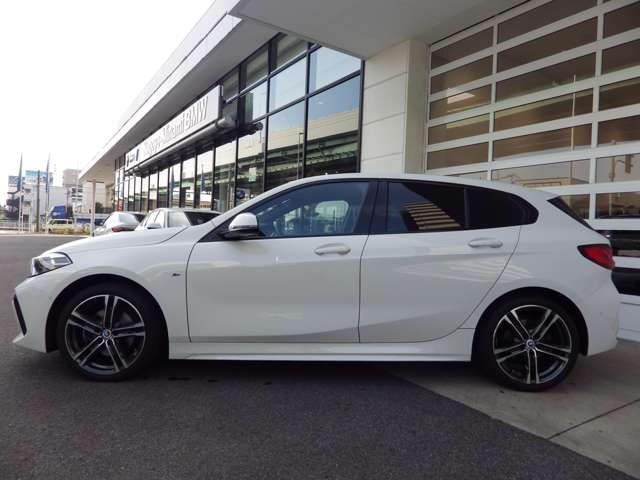 BMW BMW 1series 2022