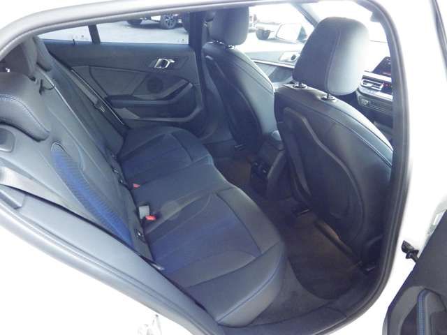 BMW BMW 1series 2022