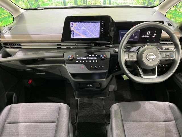 NISSAN SERENA  WG 4WD 2023