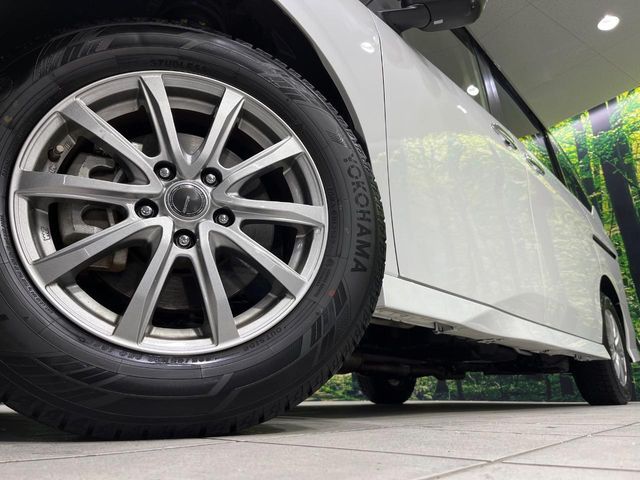 NISSAN SERENA  WG 4WD 2023