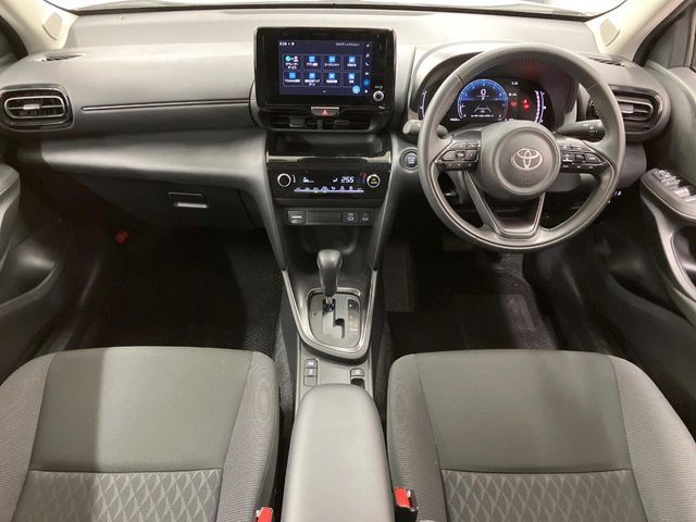 TOYOTA YARIS CROSS 2025