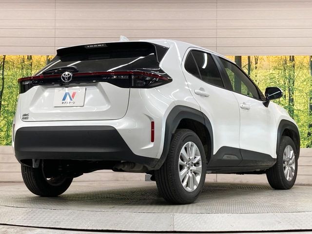 TOYOTA YARIS CROSS 2025