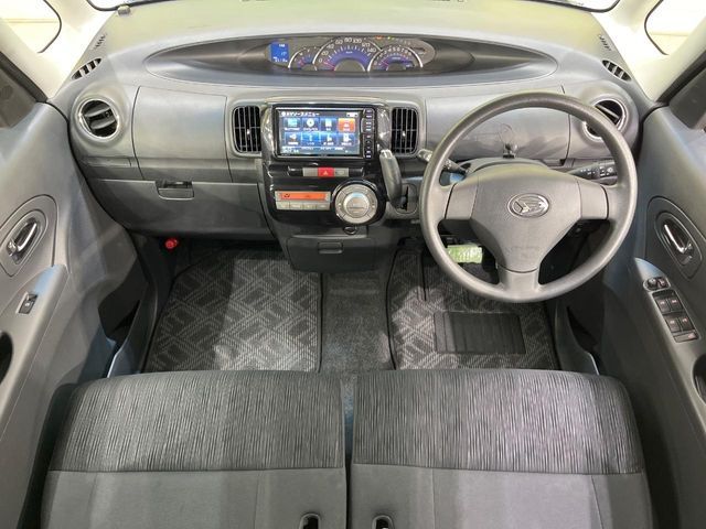 DAIHATSU TANTO CUSTOM 2013