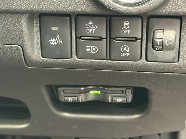 DAIHATSU MOVE CUSTOM 4WD 2022