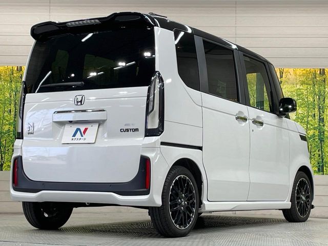 HONDA N BOX CUSTOM 2024