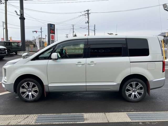 MITSUBISHI DELICA D:5 4WD 2020