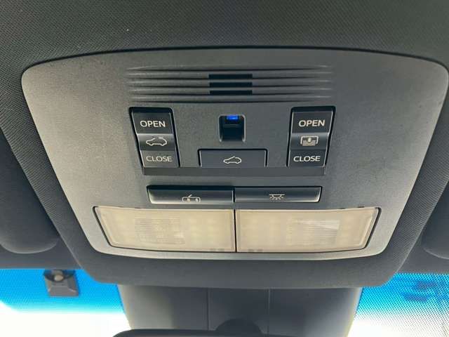 TOYOTA HARRIER HYBRID 2015