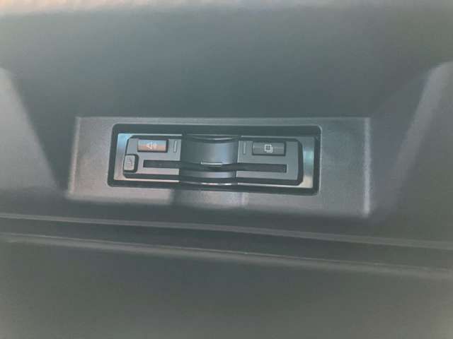 TOYOTA HARRIER HYBRID 2015