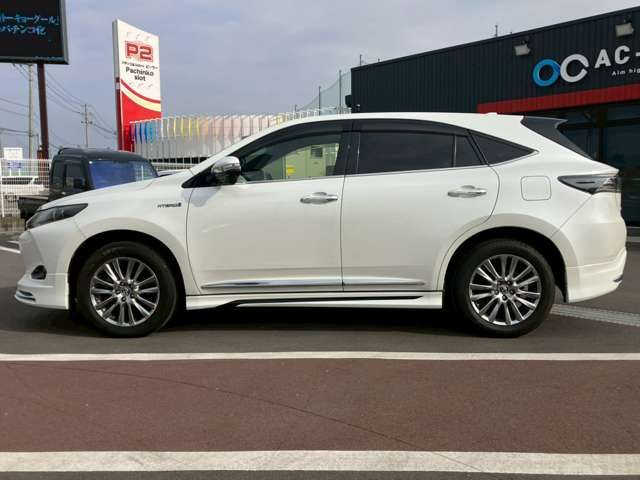TOYOTA HARRIER HYBRID 2015