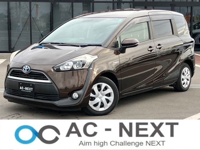 TOYOTA SIENTA HYBRID 2017