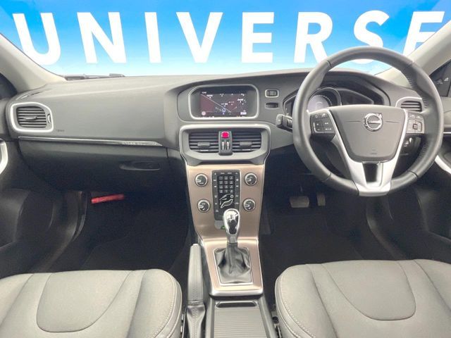 VOLVO VOLVO V40 CROSS COUNTRY 2017