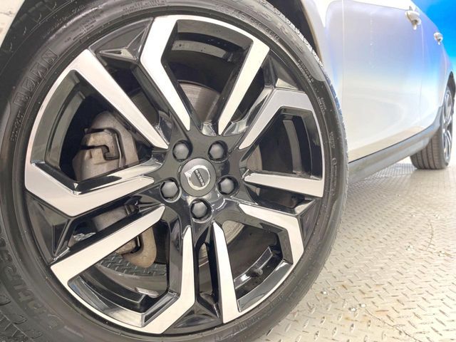 VOLVO VOLVO V40 CROSS COUNTRY 2017