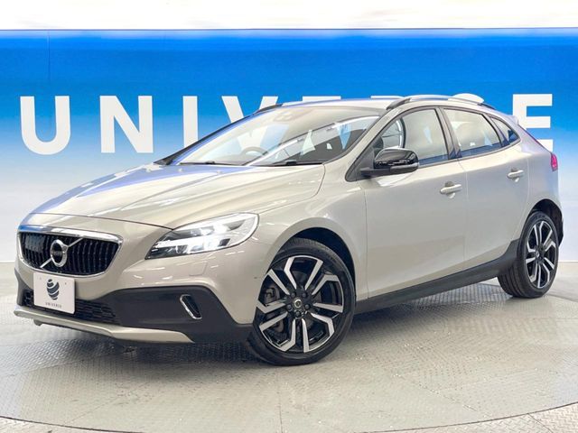 VOLVO VOLVO V40 CROSS COUNTRY 2017
